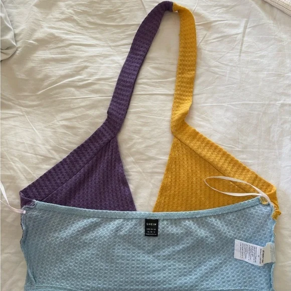 Colorblock Halter Top - Picture 3 of 3